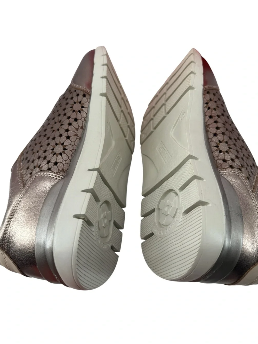Pikolinos Cantabria W4R Perforated Leather Sneakers in Stone EUR 42 US 11.5 NIB